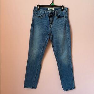 Blue Straight Leg Jeans with Modern Fit